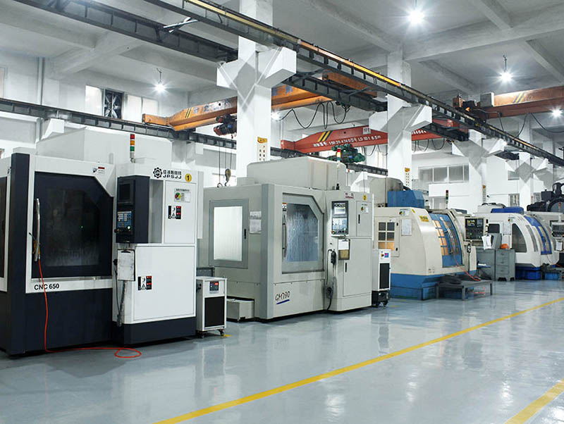 兴业模具制造-07